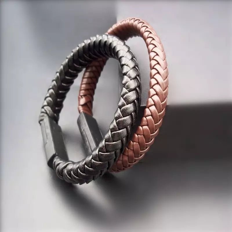 Telefoon laadkabel USB-C armband in zwart en bruin